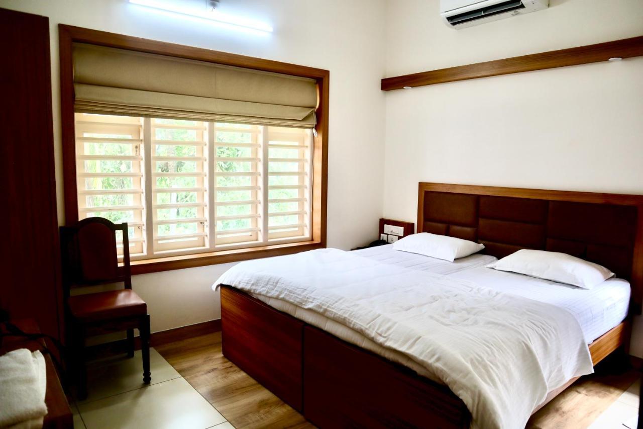 Choice Beach House Apartment Kannur ภายนอก รูปภาพ